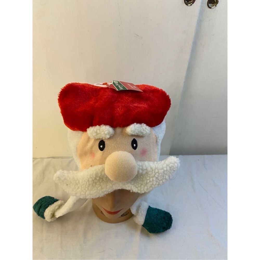 Santa Holiday Adult hat from CVS‎ NEW!